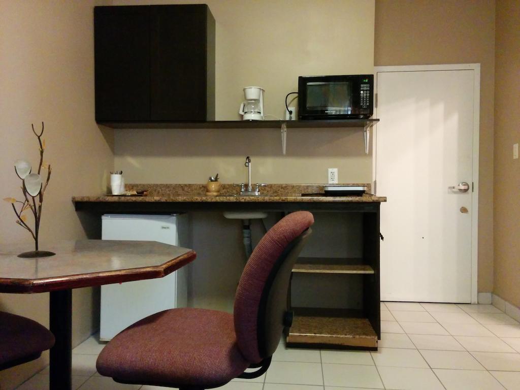 Bonnyville Hotel ห้อง รูปภาพ