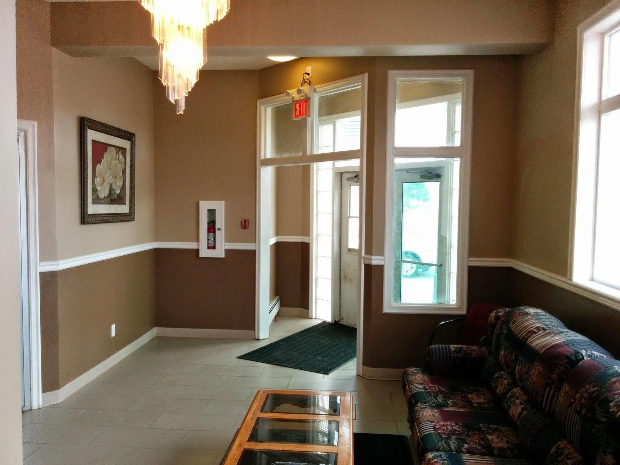 Bonnyville Hotel ภายนอก รูปภาพ